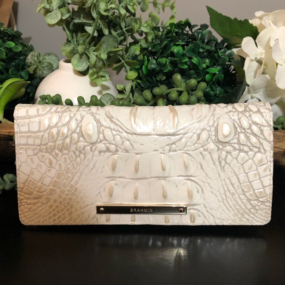 Brahmin Wallet